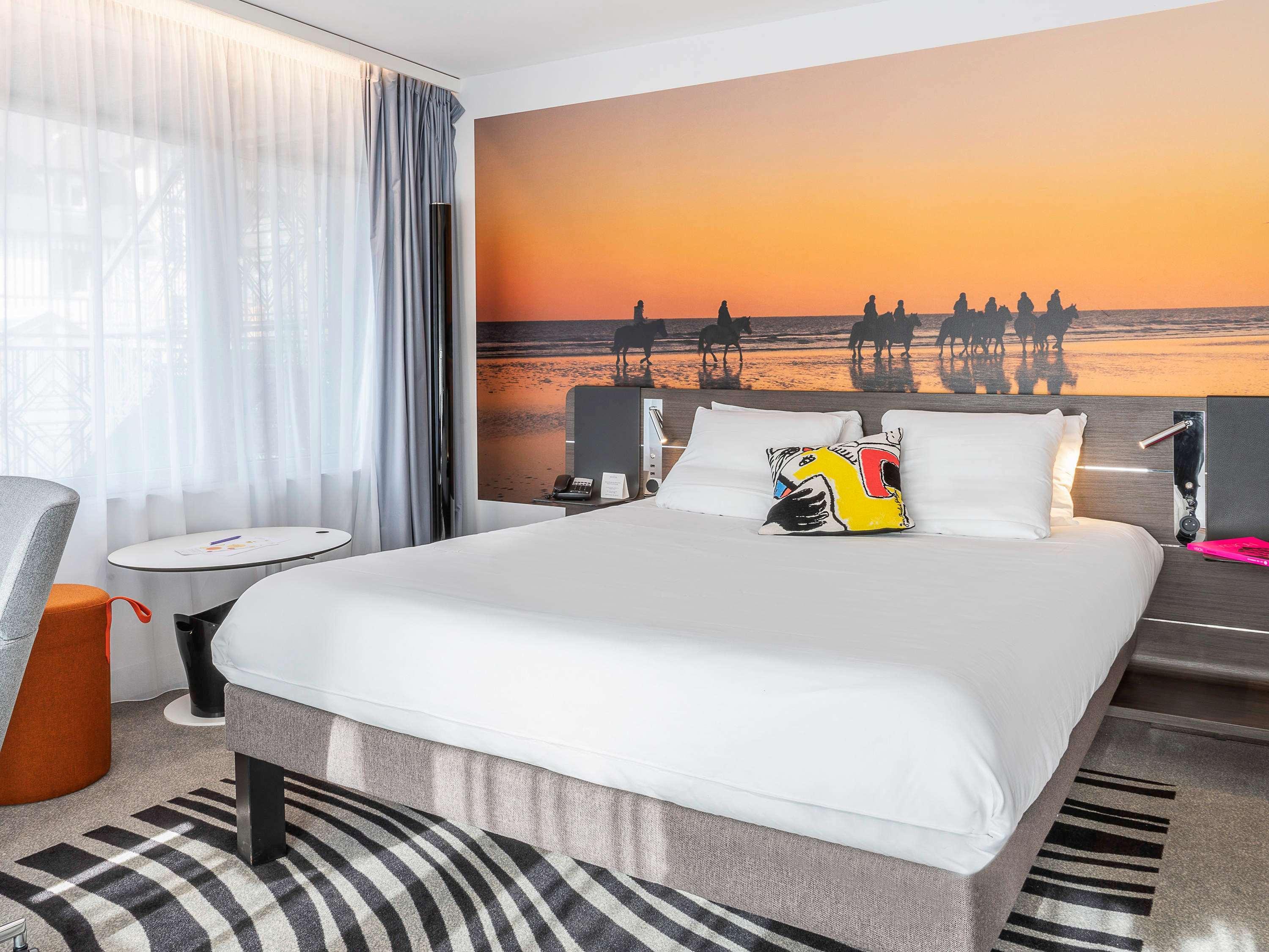 Novotel Deauville Plage Екстериор снимка