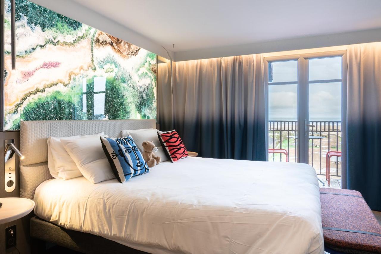 Novotel Deauville Plage Екстериор снимка