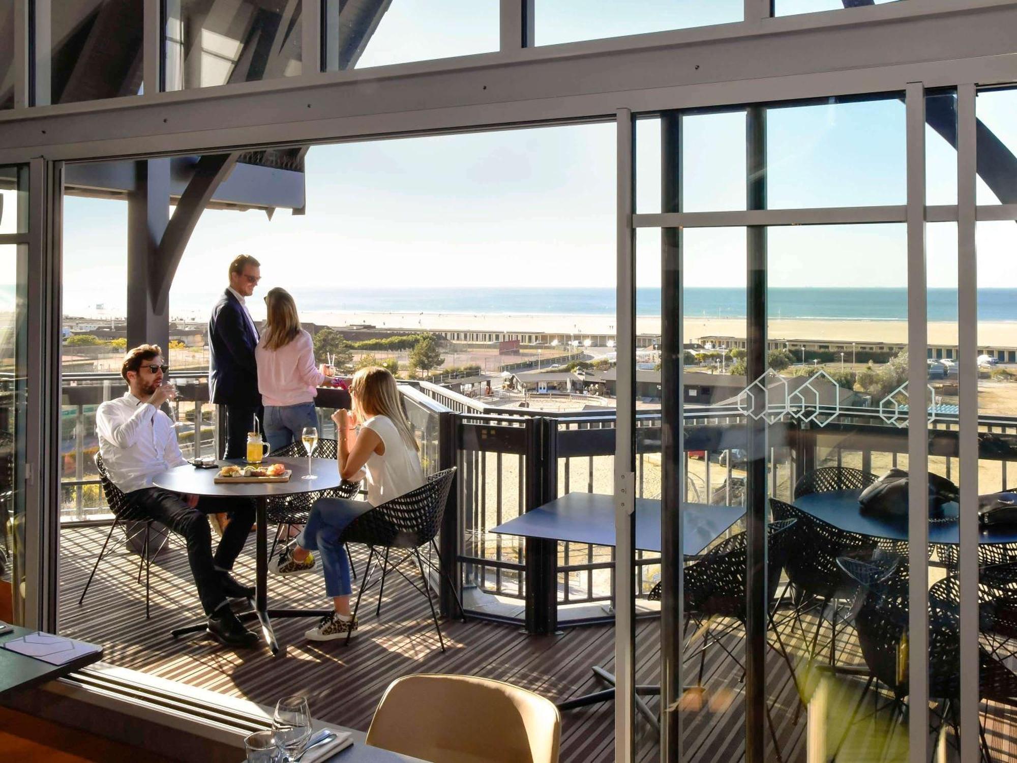 Novotel Deauville Plage Екстериор снимка