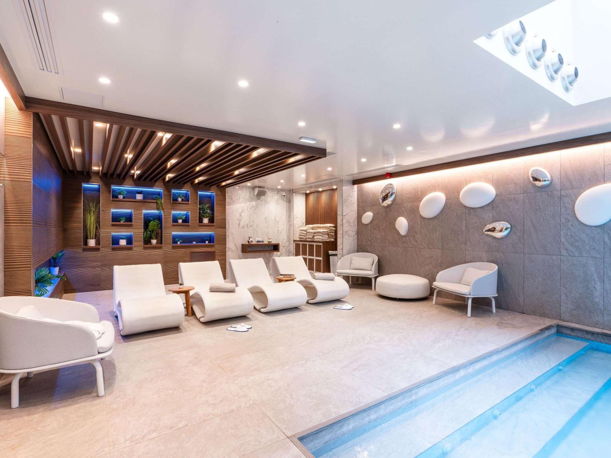 Novotel Deauville Plage Екстериор снимка
