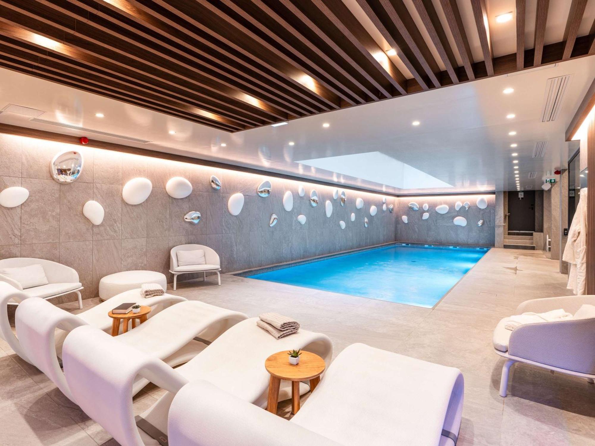Novotel Deauville Plage Екстериор снимка